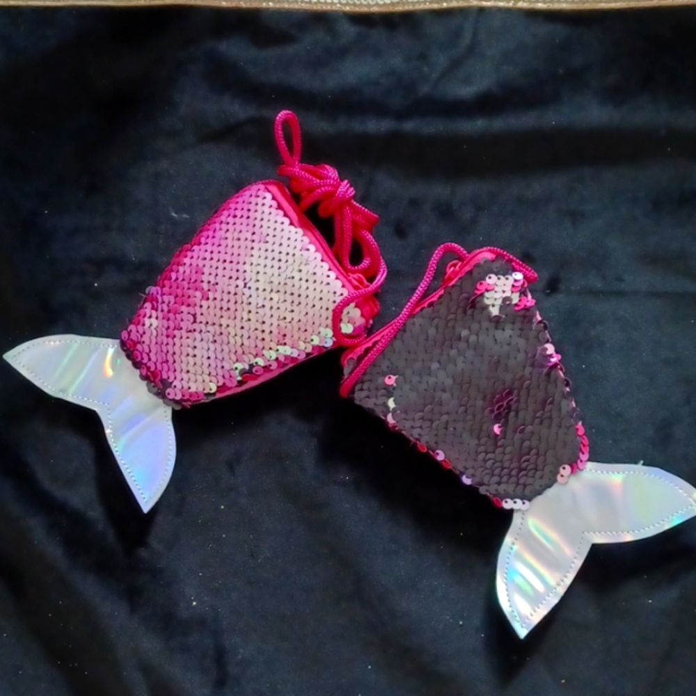 ⭐️ 3 For $10⭐️ Mermaid tail sequined purse PINK/BLACK